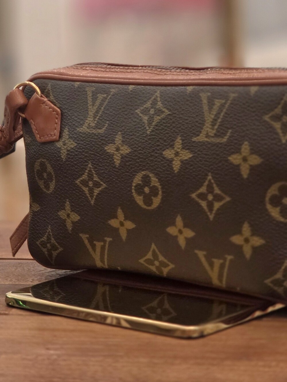 Louis Vuitton 1980s Travel Accessory Pouchett Wristlett. Ultra Rare - Picture 4 of 10